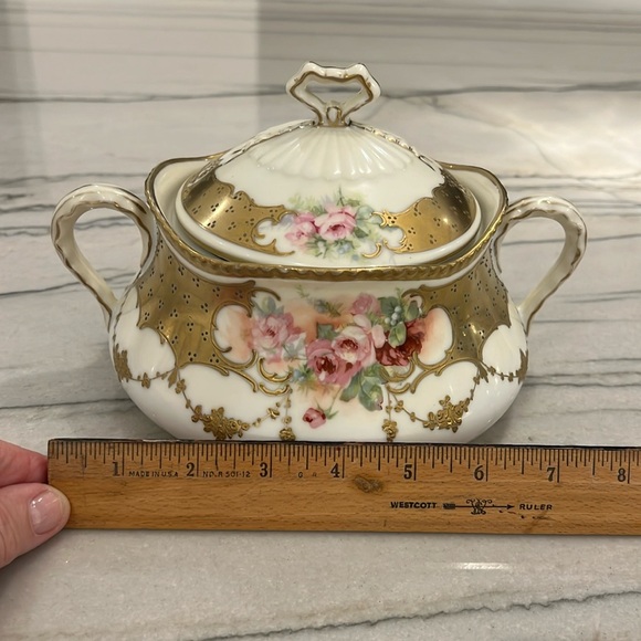Vintage Porcelain Small Lidded Tureen with Handles - Picture 15 of 16